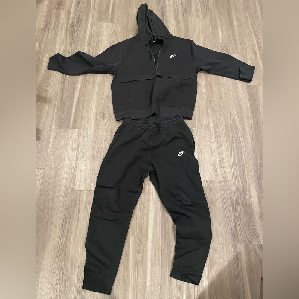 Men’s Nike Sweatsuit - Half-Zip Hoodie and Joggers - Black - Size Large